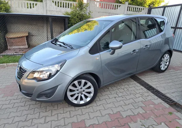 samochody osobowe Opel Meriva cena 24800 przebieg: 173500, rok produkcji 2011 z Jarocin